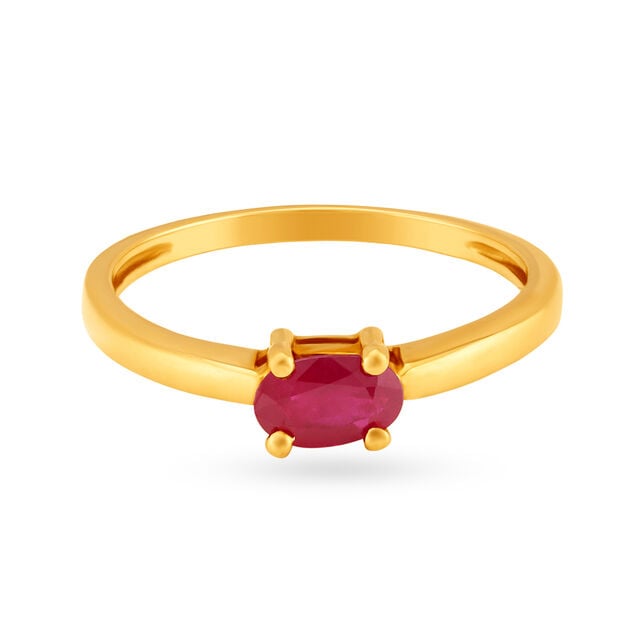 Amira Gold Appealing 18 Karat Gold Oval Ruby Ring