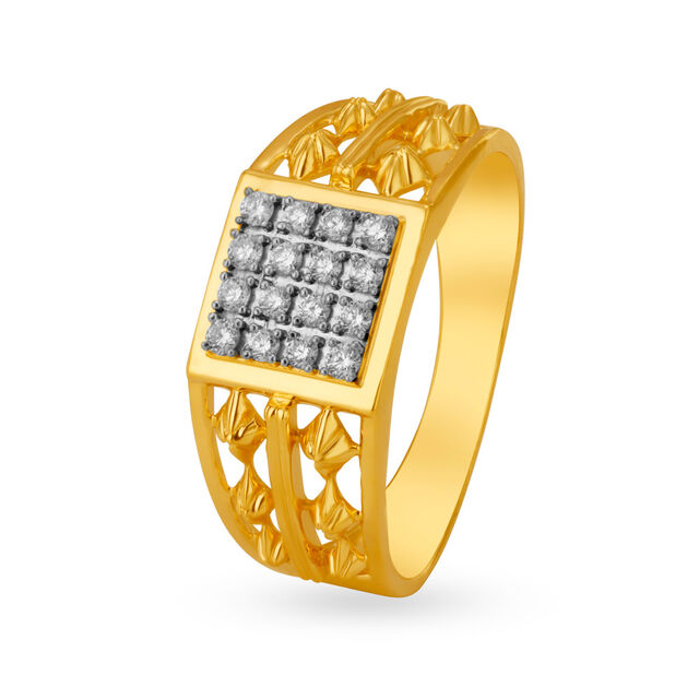 Amira Gold Resplendent 18 Karat Yellow Gold And Diamond Finger Ring