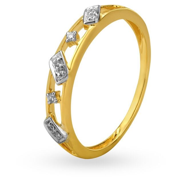 Amira Gold Dazzling Diamonds Finger Ring