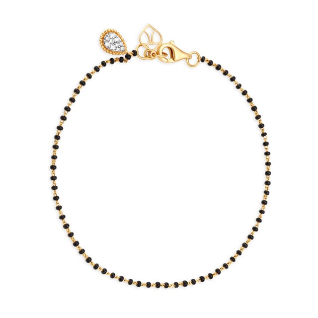Amira Gold Kavita Mangalsutra Bracelet studded with Diamonds