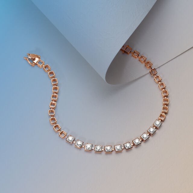 Amira Gold Sparkling Boxes Tennis Bracelet