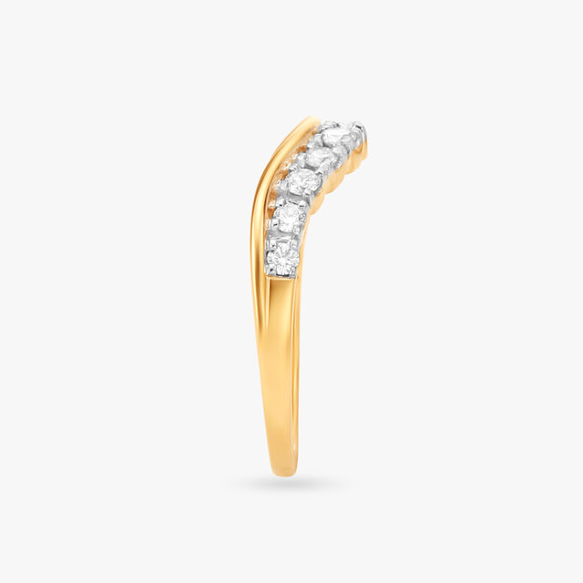 Amira Gold Queen Me! Ring - Image 3