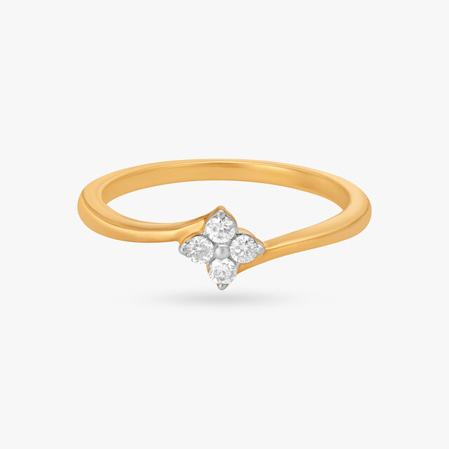 Amira Gold Star Shine Diamond Finger Ring