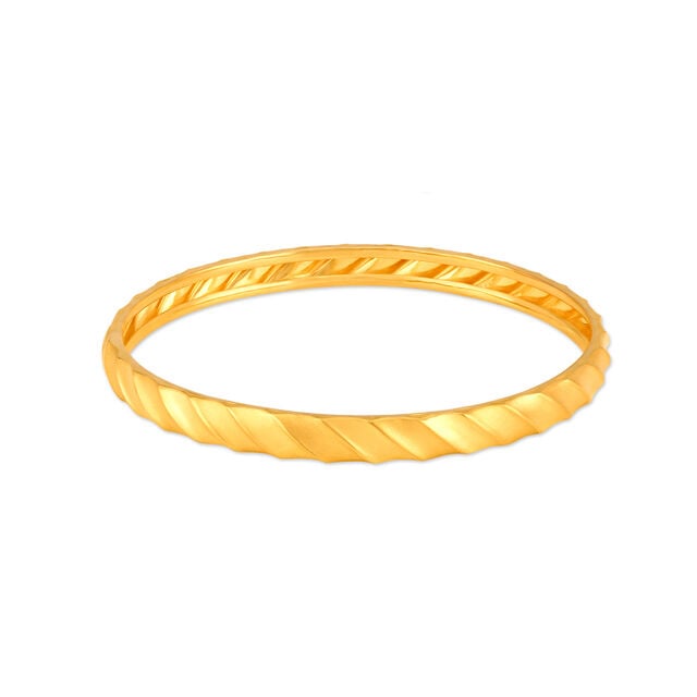 Amira Gold Captivating Ridged Bangle