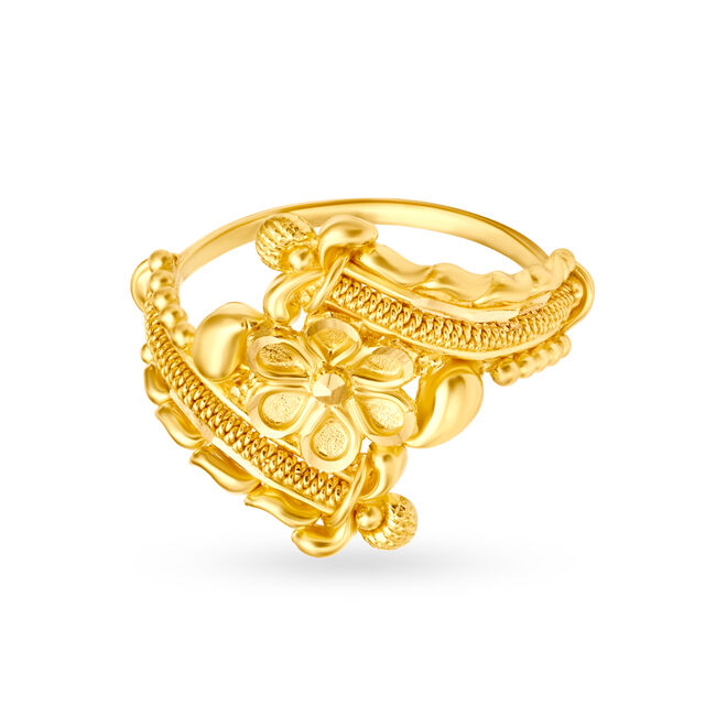 Amira Gold Decorative 22 Karat Yellow Gold Engraved Floral Ring