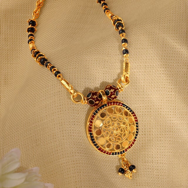 Amira Gold Modern Regal Mangalsutra