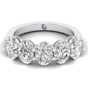 Amira Gold — Five Stones Oval Diamond Band