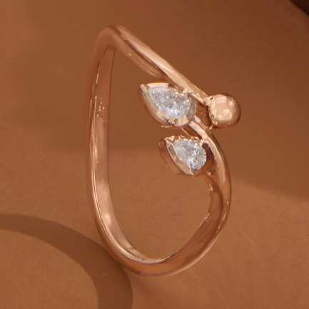 Amira Gold — Diamond Ring
