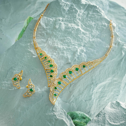 Amira Gold — Uncut Diamond Necklace Set