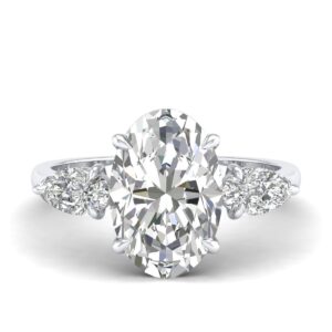 Amira Gold — Eliana: Oval Diamond Trilogy Engagement Ring