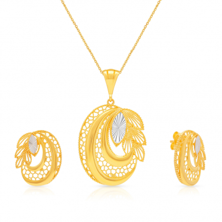 Amira Gold — Gold Pendant Set