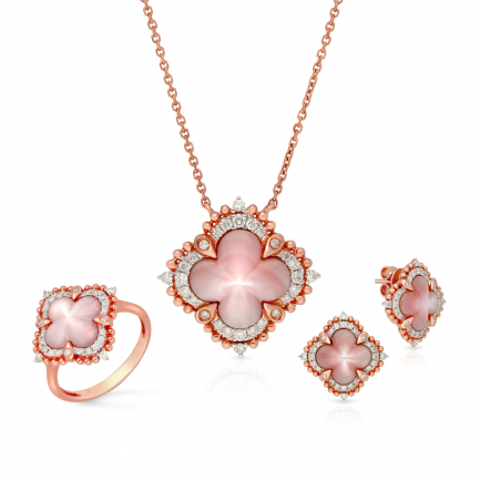 Amira Gold — Diamond Pendant Set