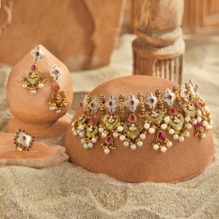 Amira Gold — Gold Necklace Set